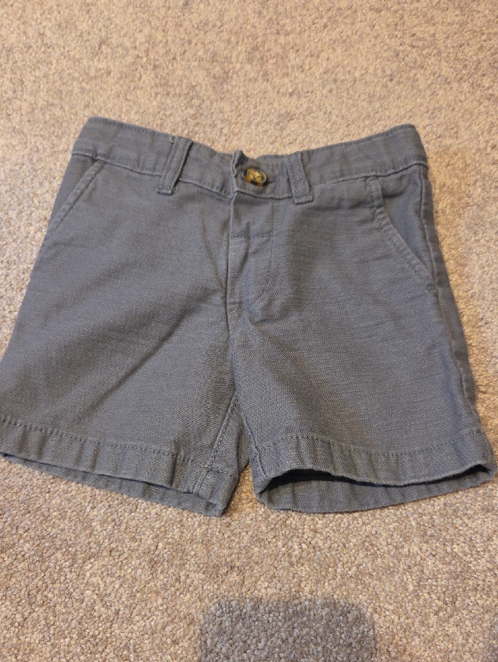 Carter's Gray Button Up Shorts Size 2T